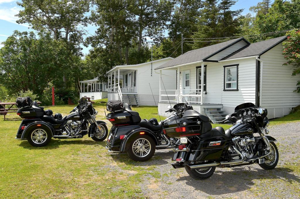 Auberge Sur Mer Charlevoix Saint-Simeon  Ruang foto