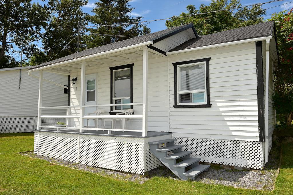 Auberge Sur Mer Charlevoix Saint-Simeon  Ruang foto