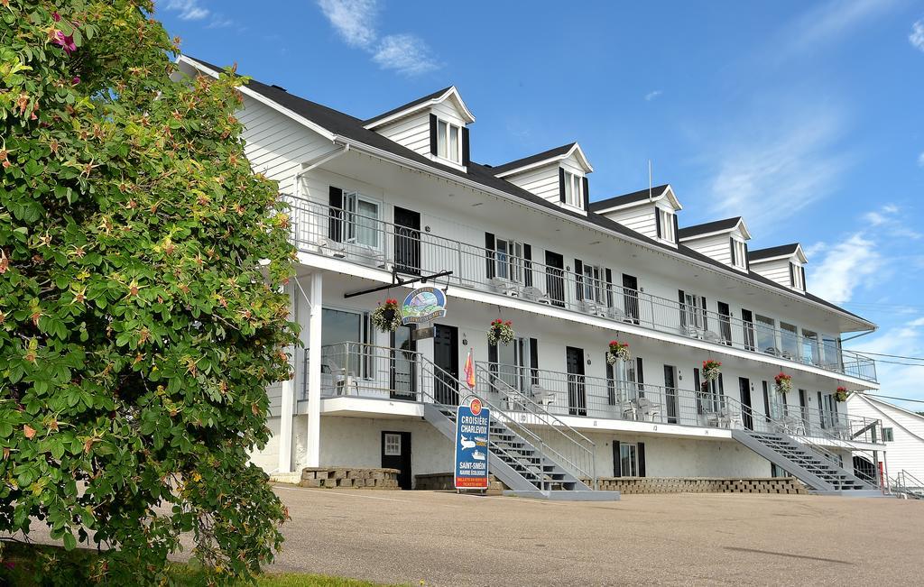 Auberge Sur Mer Charlevoix Saint-Simeon  Bagian luar foto