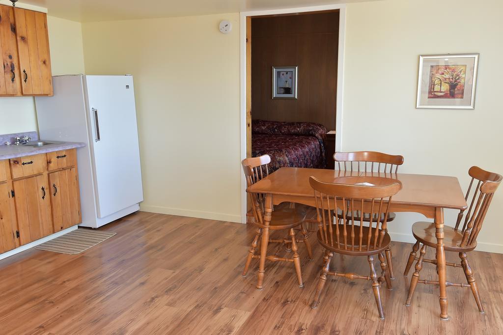 Auberge Sur Mer Charlevoix Saint-Simeon  Bagian luar foto