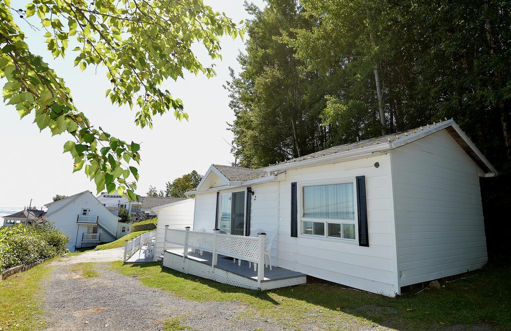 Auberge Sur Mer Charlevoix Saint-Simeon  Bagian luar foto