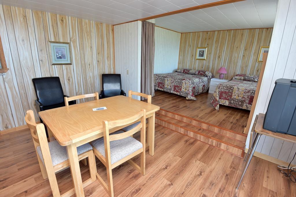Auberge Sur Mer Charlevoix Saint-Simeon  Bagian luar foto