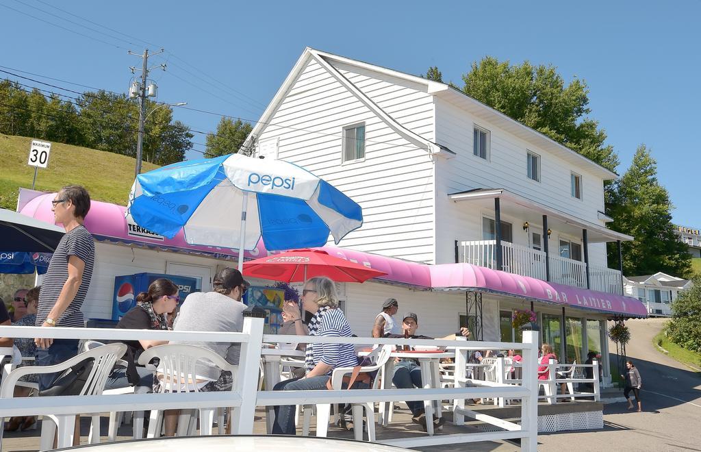 Auberge Sur Mer Charlevoix Saint-Simeon  Bagian luar foto