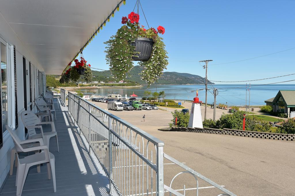 Auberge Sur Mer Charlevoix Saint-Simeon  Ruang foto
