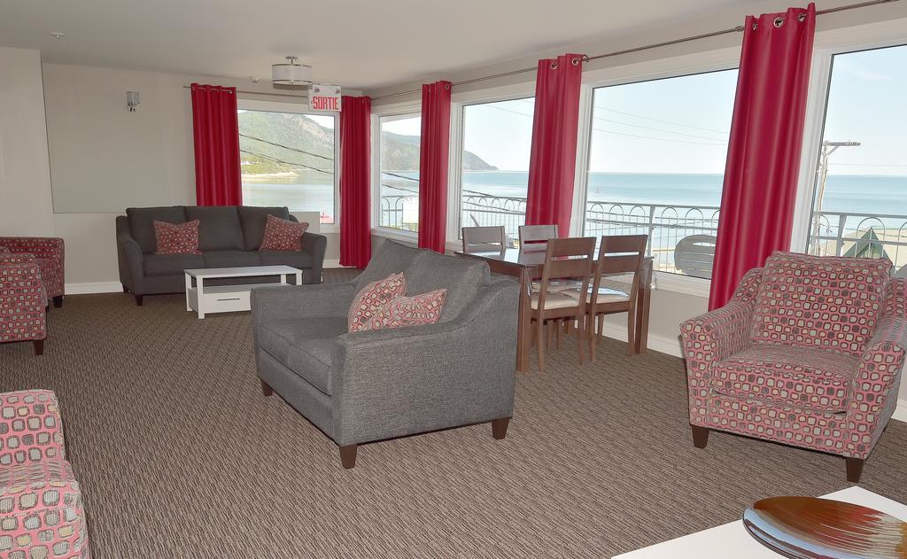 Auberge Sur Mer Charlevoix Saint-Simeon  Bagian luar foto