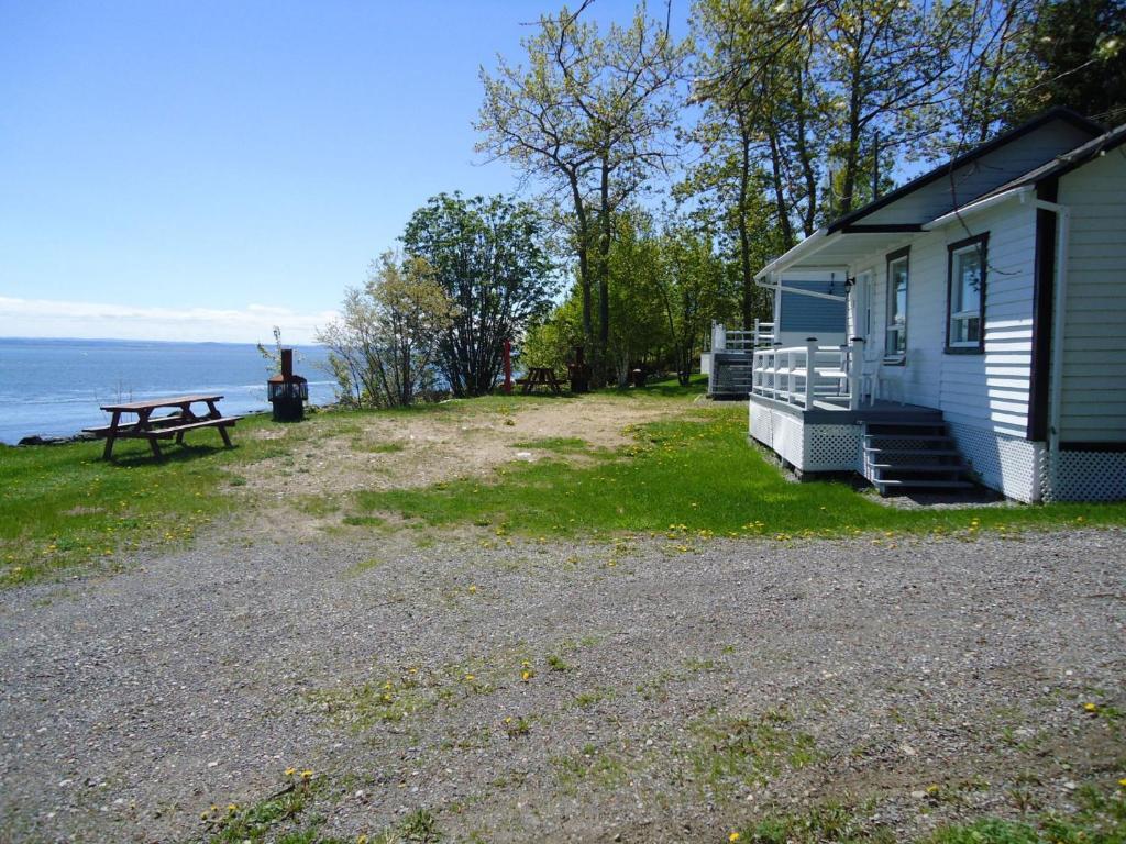Auberge Sur Mer Charlevoix Saint-Simeon  Ruang foto