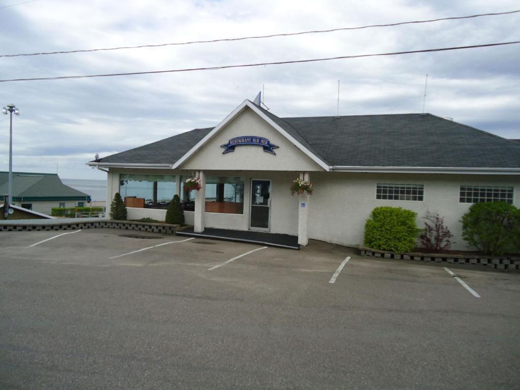 Auberge Sur Mer Charlevoix Saint-Simeon  Bagian luar foto
