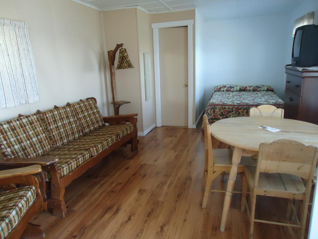 Auberge Sur Mer Charlevoix Saint-Simeon  Bagian luar foto