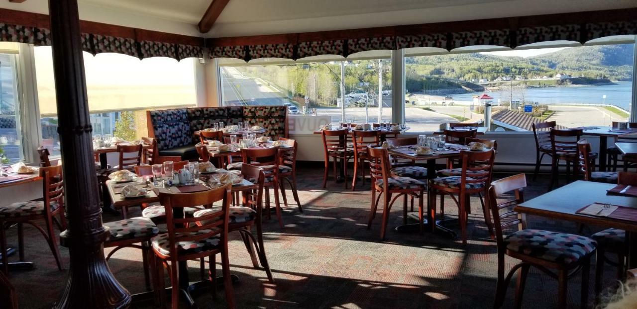 Auberge Sur Mer Charlevoix Saint-Simeon  Bagian luar foto